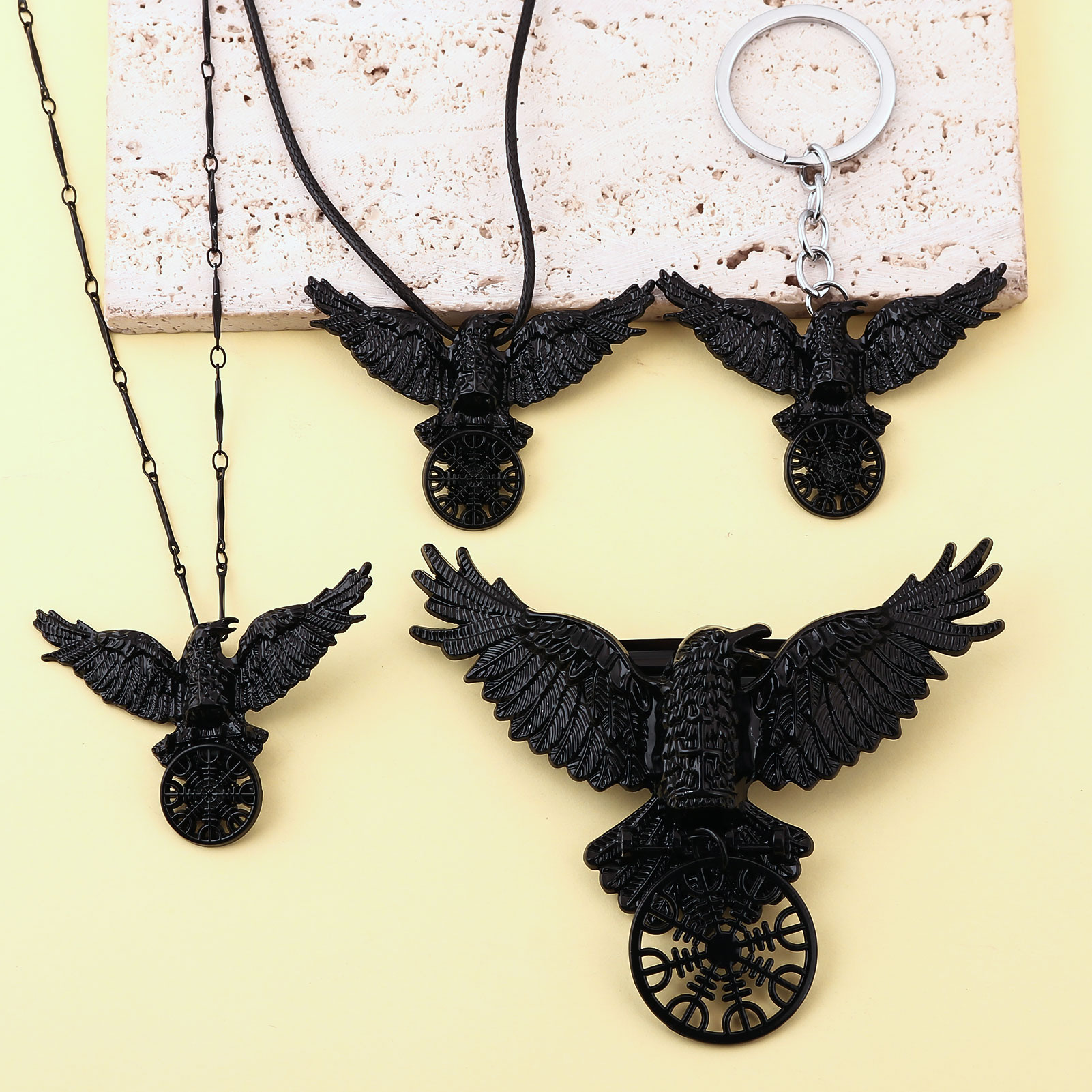 Vintage Viking Hitam Gagak Kal - Compass Keychain Mini ulasan dan harga